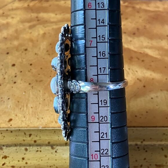 Natural White Buffalo Sterling Silver Cocktail Ring Size 8 - Picture 7 of 9